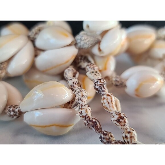 Vintage Shell Beaded Necklace, READ - Picture 5 of 10